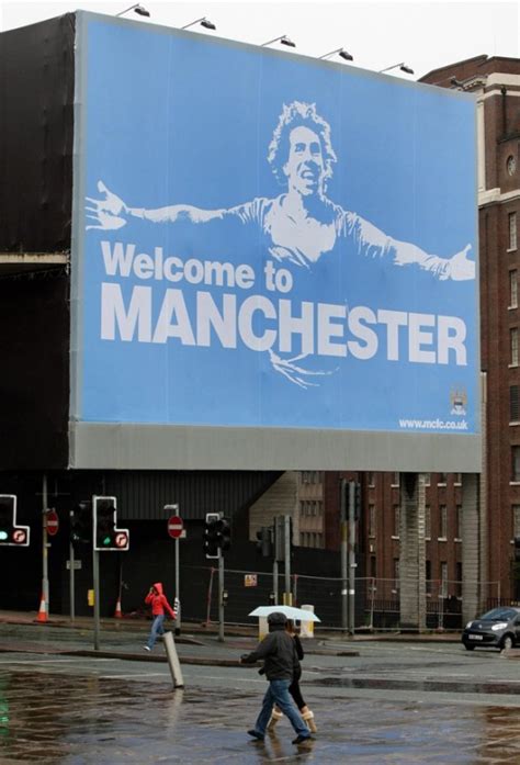 carlos tevez welcome to manchester
